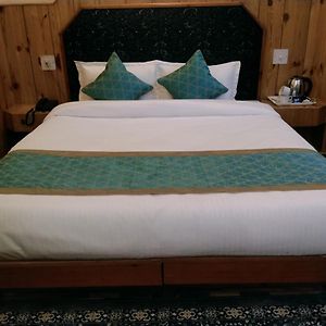 Hotel Yak